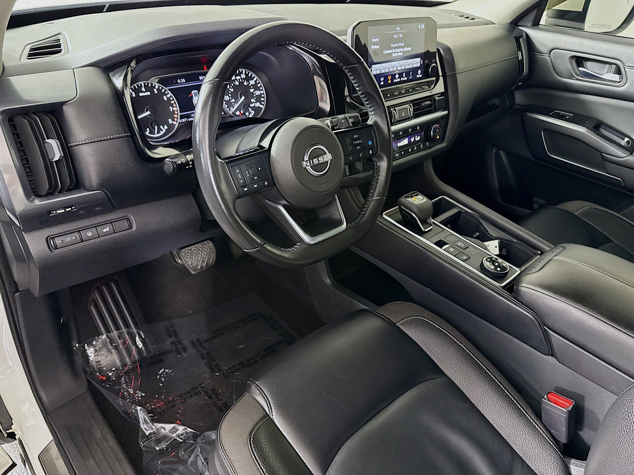 Used 2023 Nissan Pathfinder SL AWD/4WD image 23