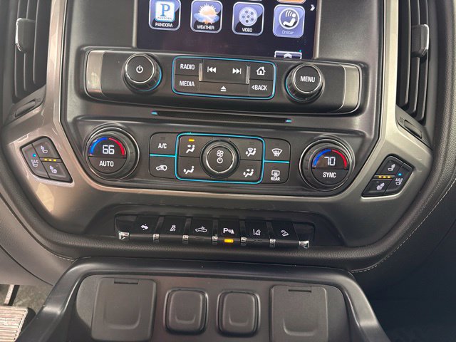 Used 2015 Chevrolet Silverado 2500 LTZ AWD/4WD image 26