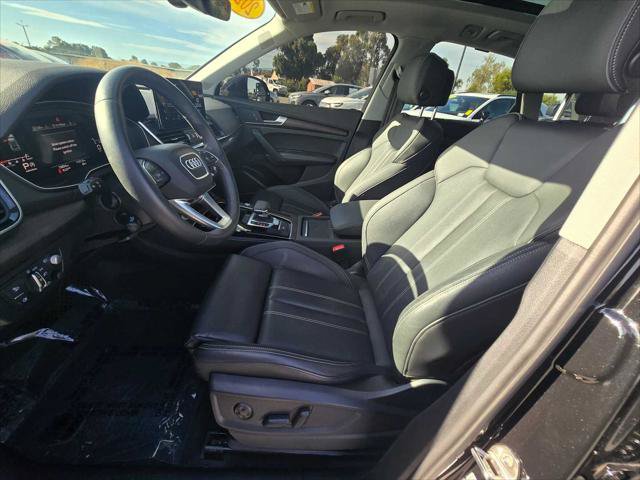 Used 2023 Audi Q5 2.0T Prestige w/ Prestige Package AWD/4WD image 25