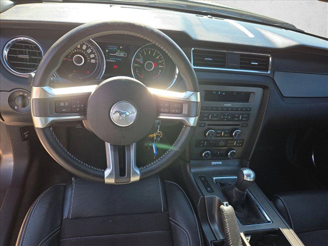 Used 2014 Ford Mustang GT Premium w/ Equipment Group 402A RWD image 18