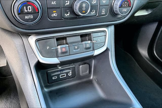 Used 2023 GMC Terrain SLT AWD/4WD image 15