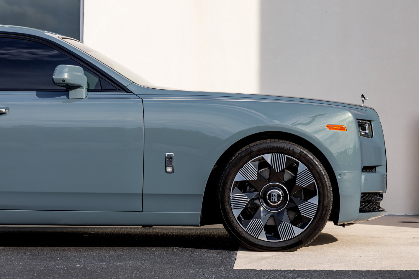 Certified 2023 Rolls-Royce Phantom Sedan w/ The Phantom Package image 20