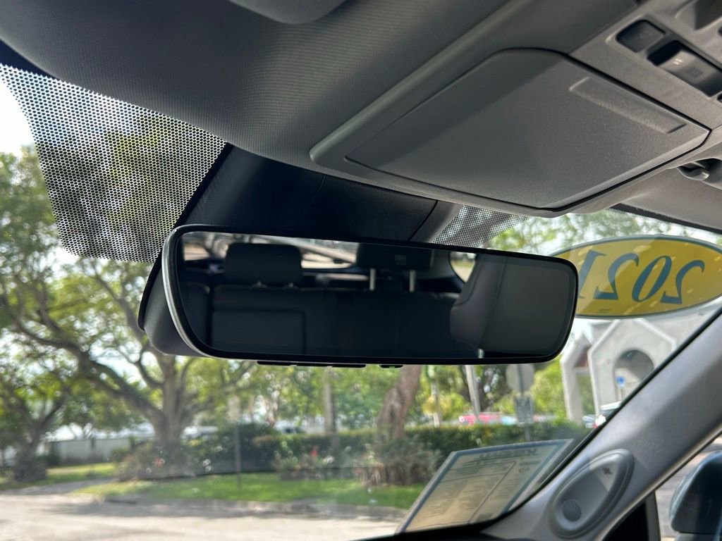 Used 2021 Toyota Highlander Limited image 64