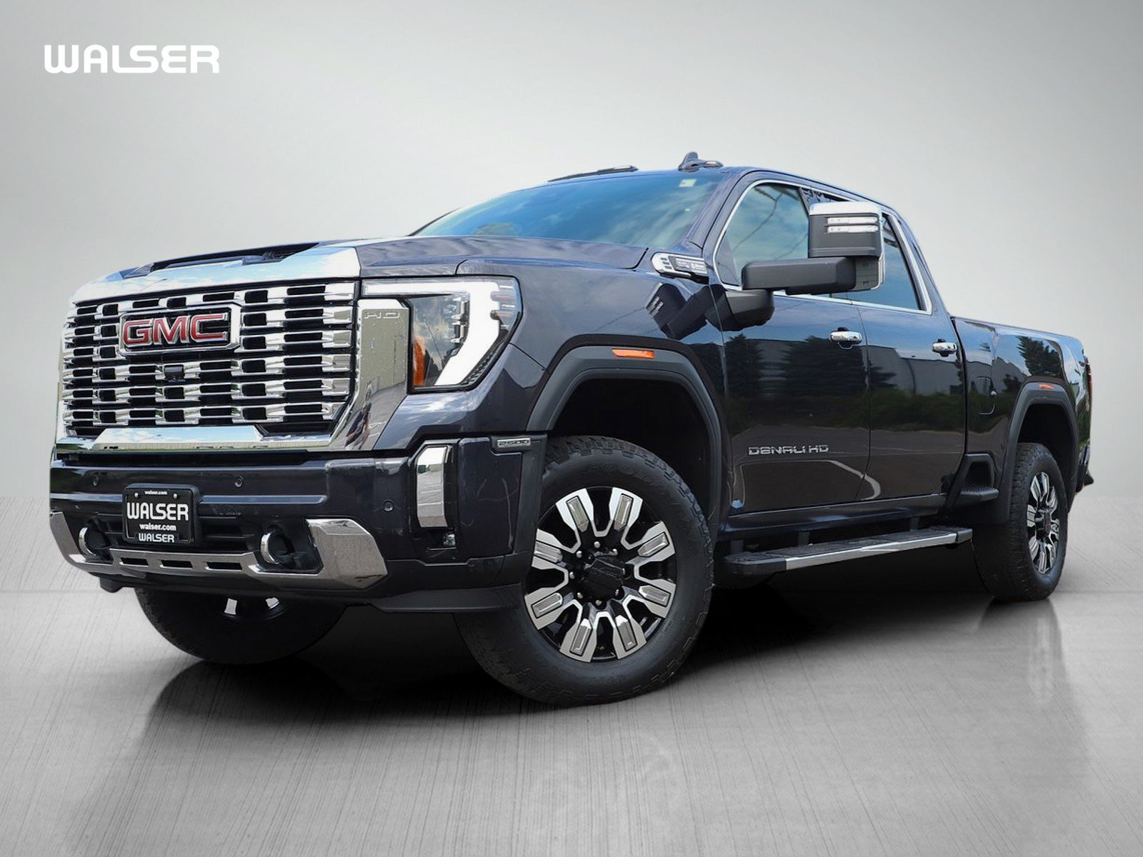 Used 2024 GMC Sierra 2500 Denali w/ Denali Reserve Package AWD/4WD image 1
