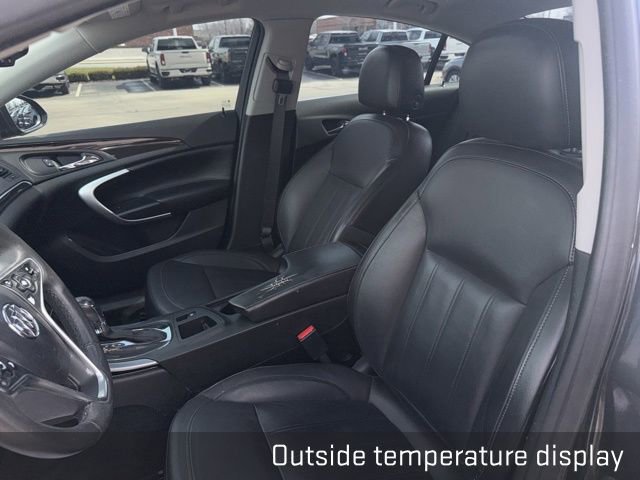 Used 2017 Buick Regal Sport Touring image 18