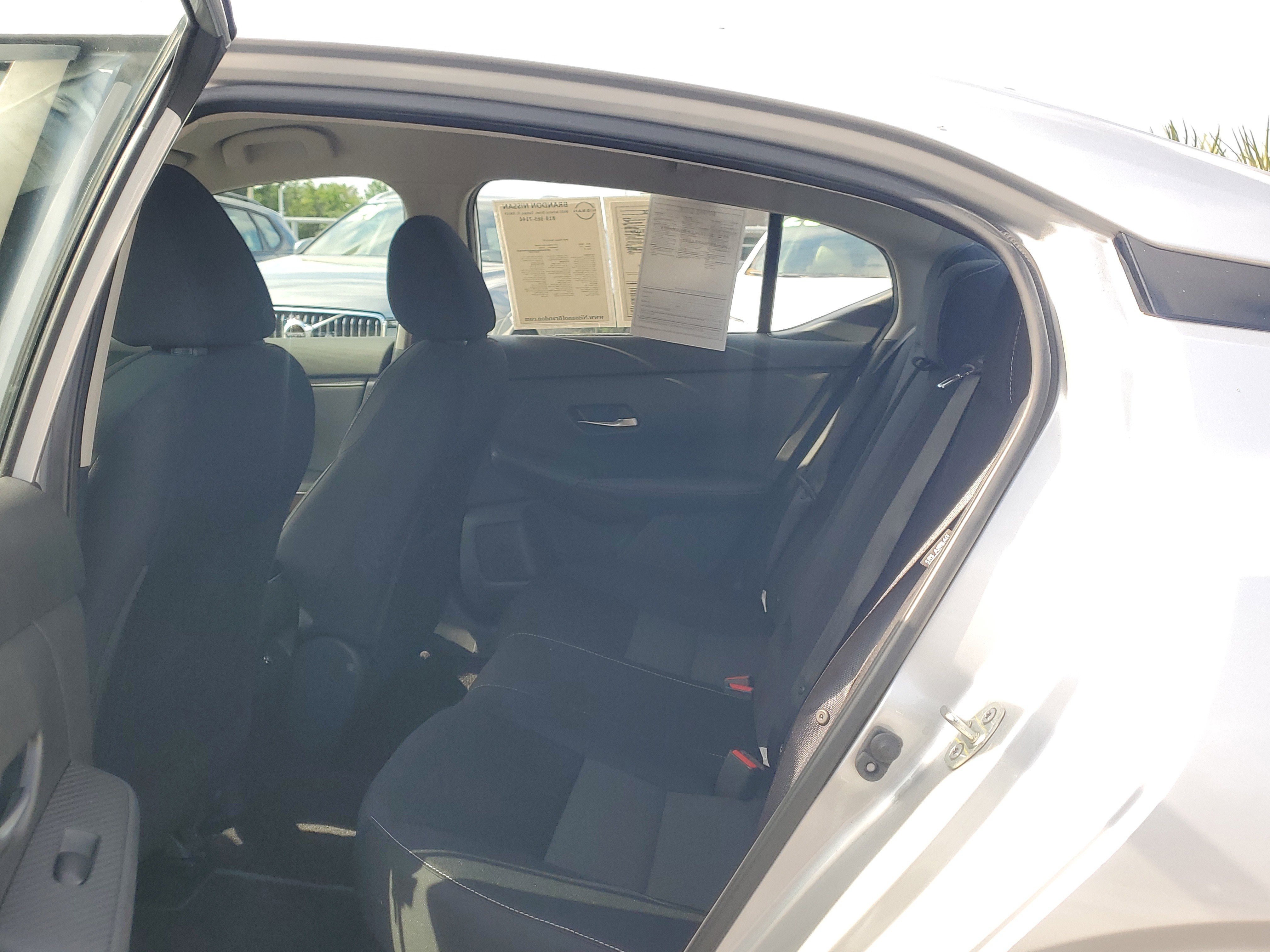 Used 2020 Nissan Sentra SV image 12