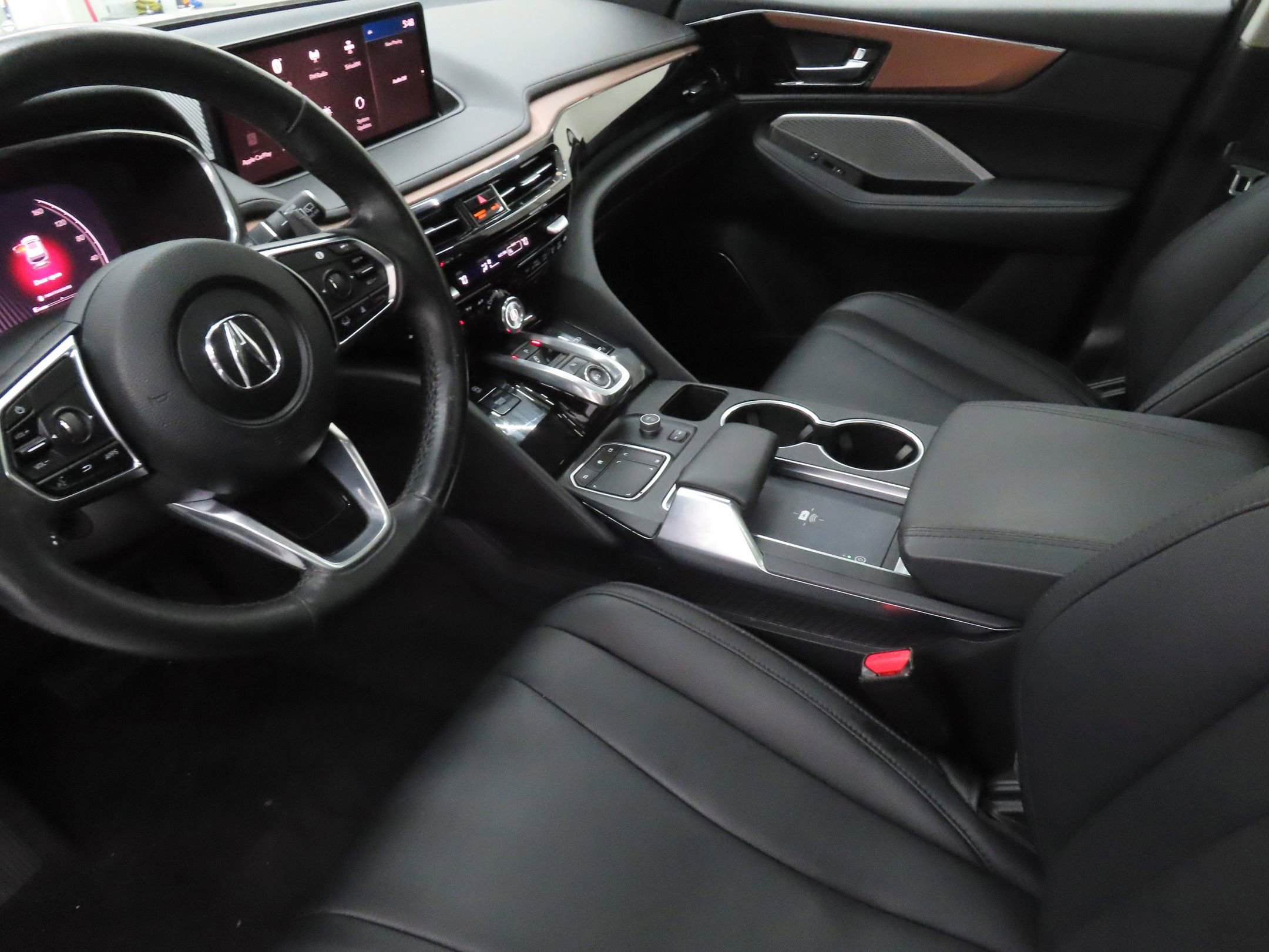 Used 2022 Acura MDX SH-AWD image 20