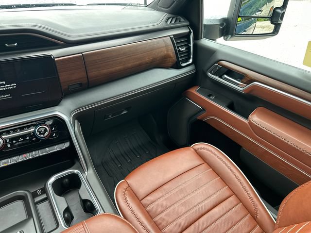 Used 2025 GMC Sierra 2500 Denali Ultimate AWD/4WD image 23