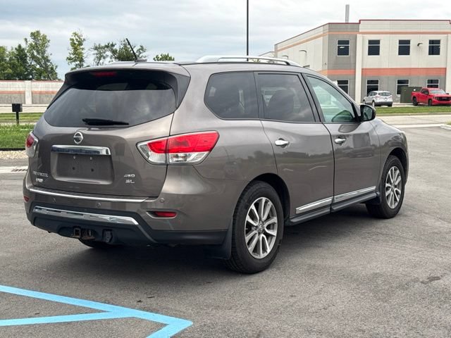 Used 2014 Nissan Pathfinder SL w/ SL Premium Package AWD/4WD image 7
