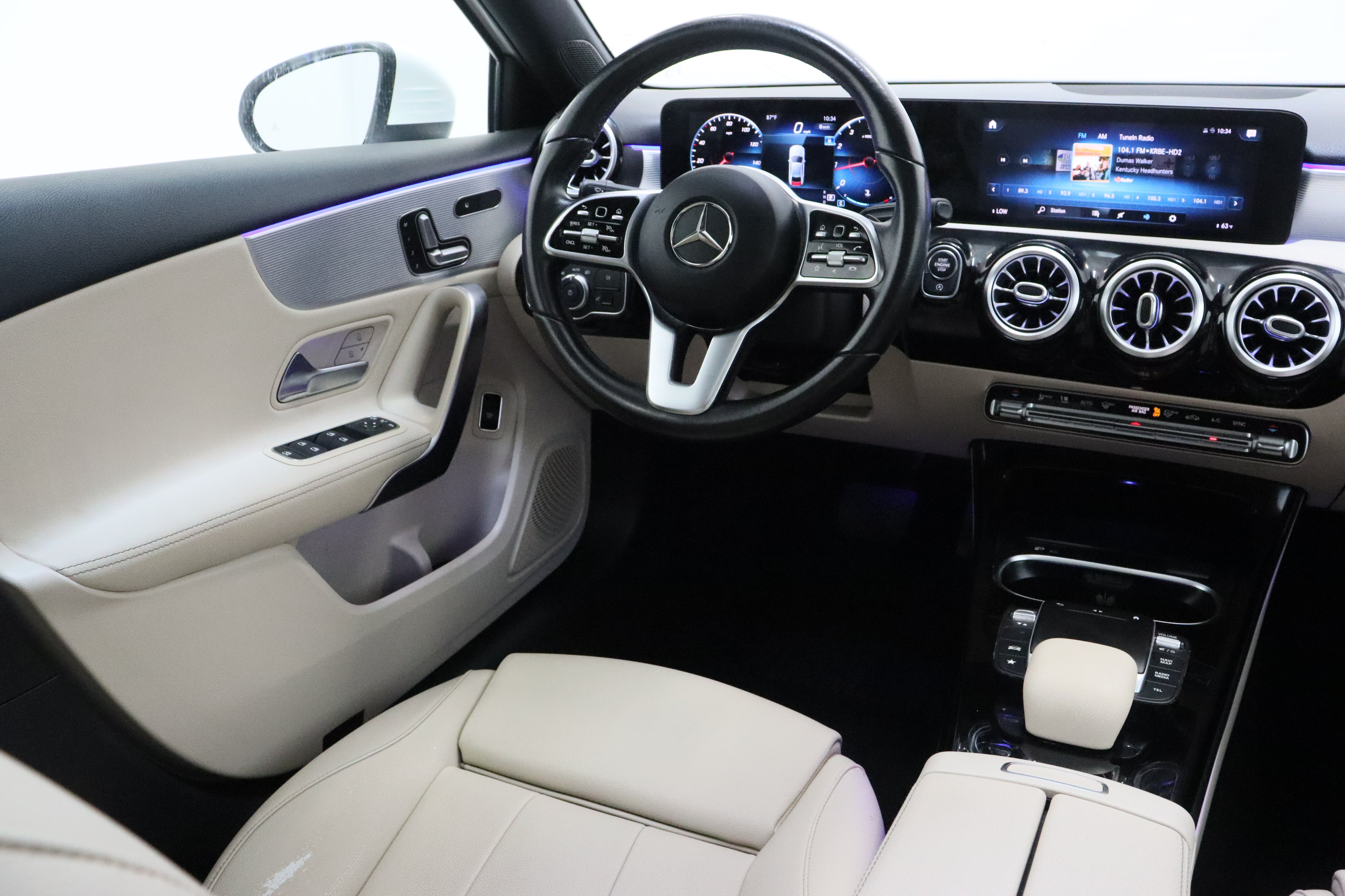 Used 2021 Mercedes-Benz A 220 image 32