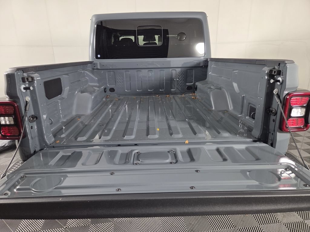 New 2026 Jeep Gladiator Sport AWD/4WD image 20