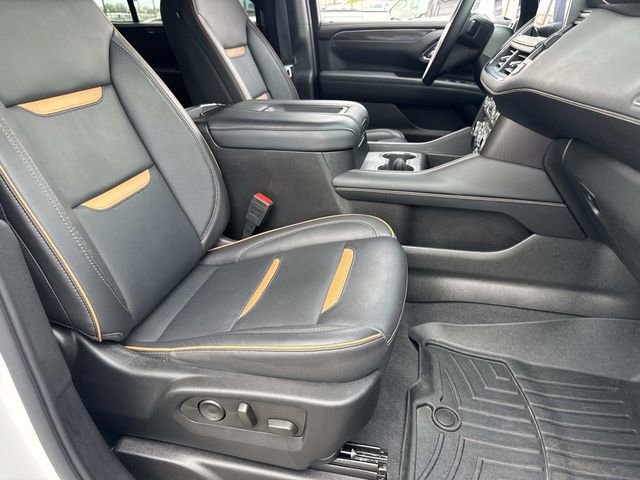 Used 2024 GMC Yukon AT4 w/ Technology Package image 11