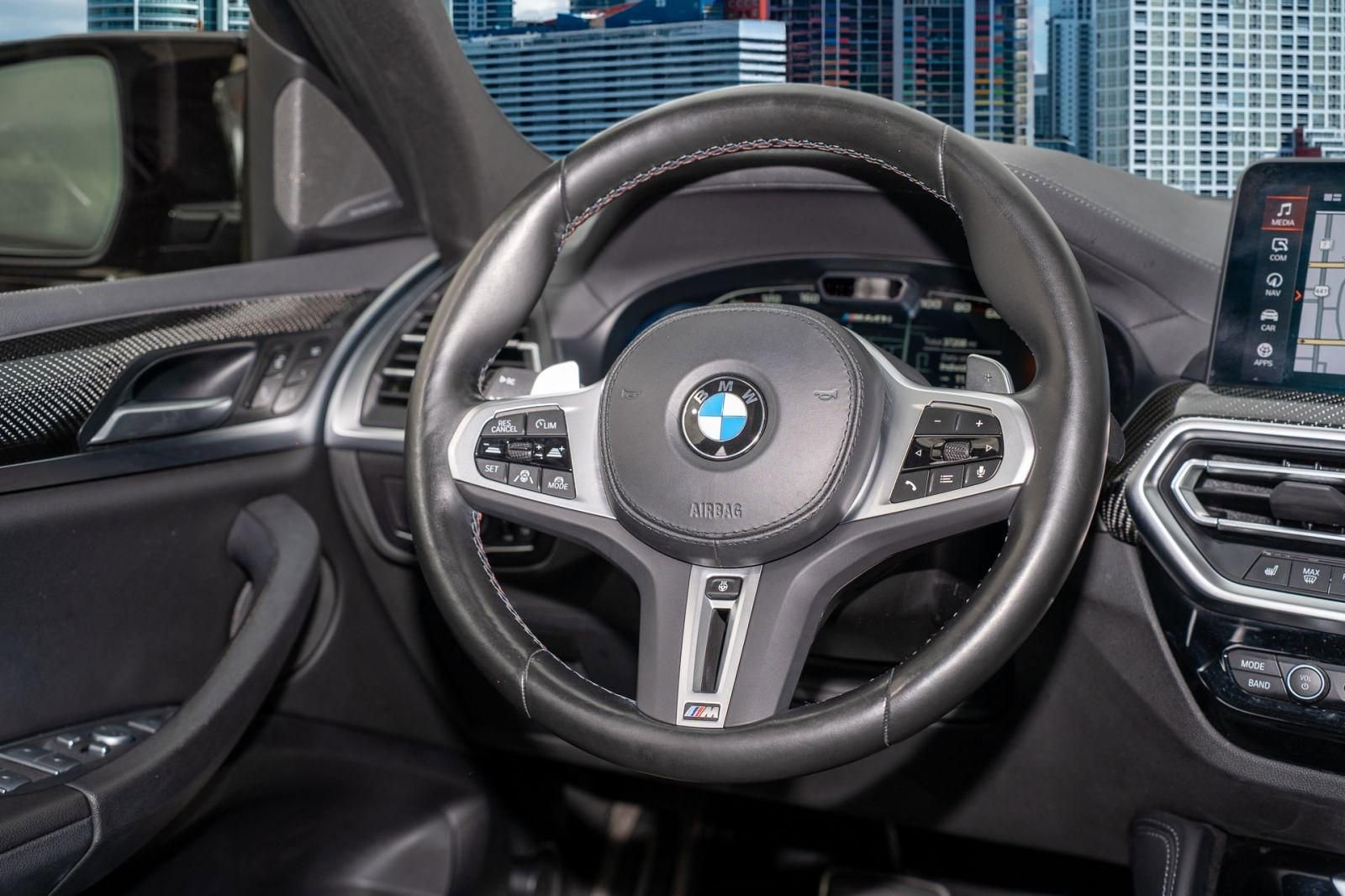 Used 2024 BMW X4 M40i image 23