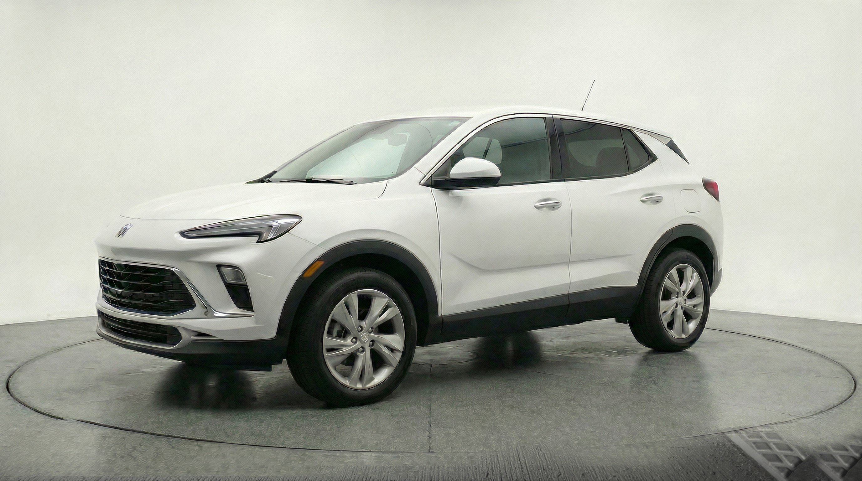 Used 2025 Buick Encore GX Preferred image 3