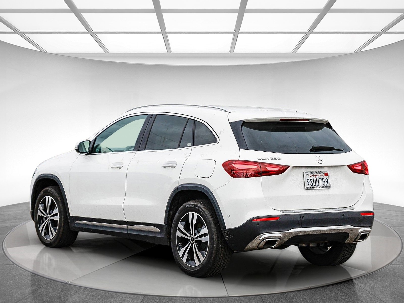 Used 2025 Mercedes-Benz GLA 250 image 2