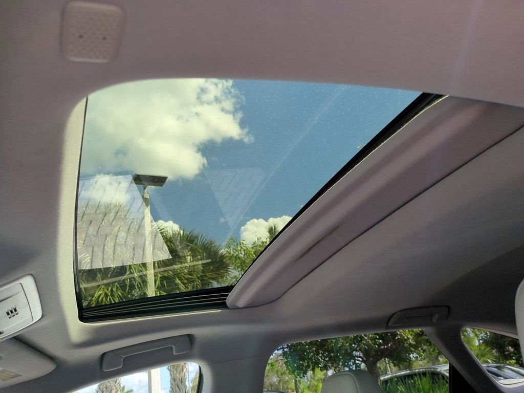 Used 2020 Lexus RX 350L FWD w/ Premium Package image 20