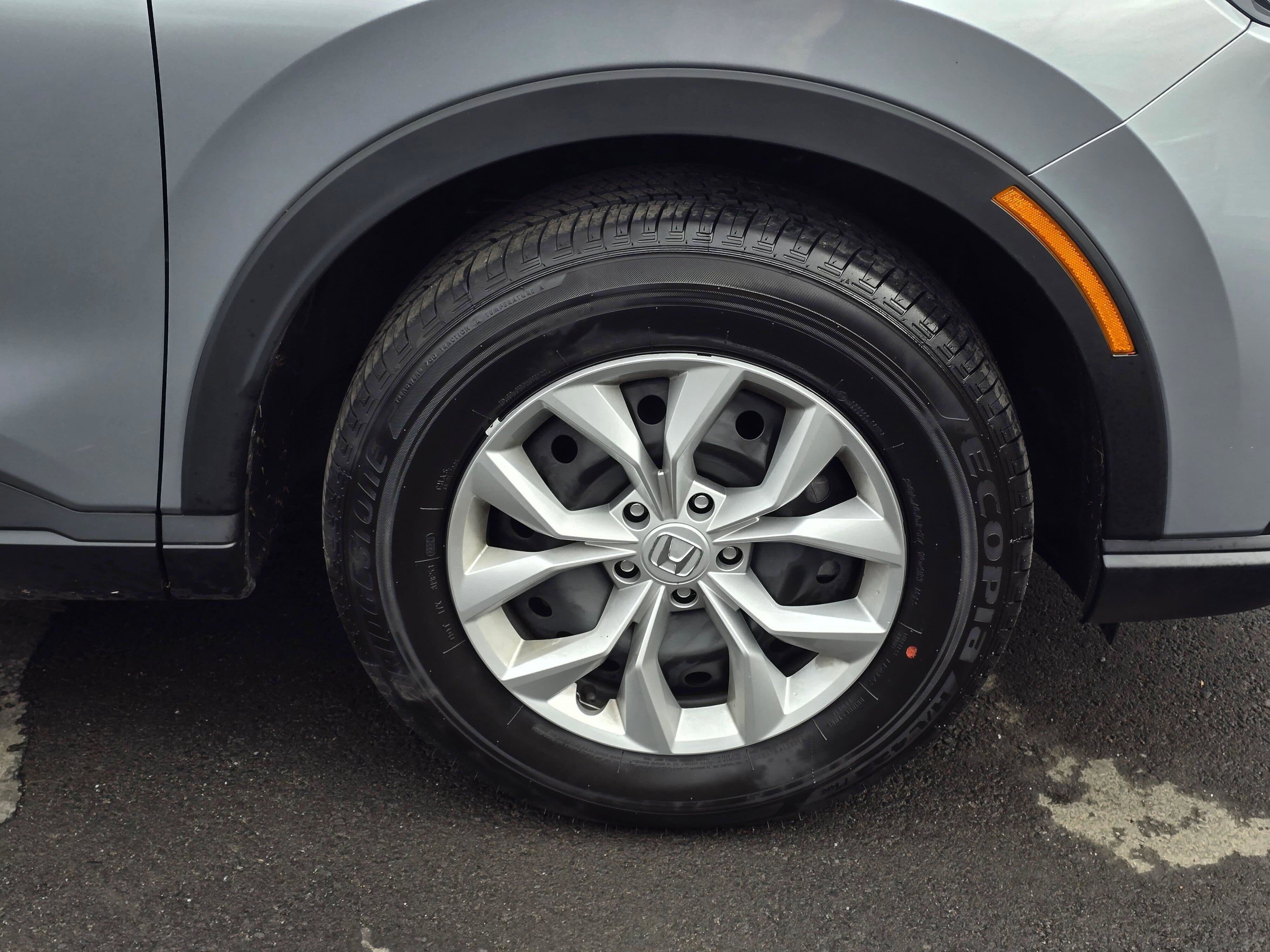 Certified 2025 Honda CR-V LX image 9