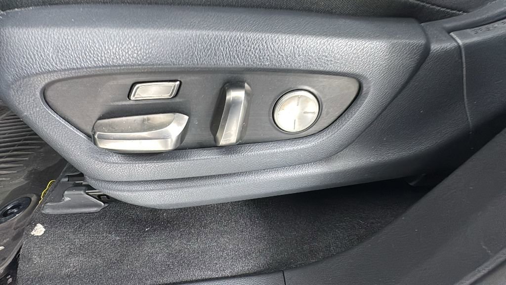 Used 2023 Lexus LX 600 F Sport image 11