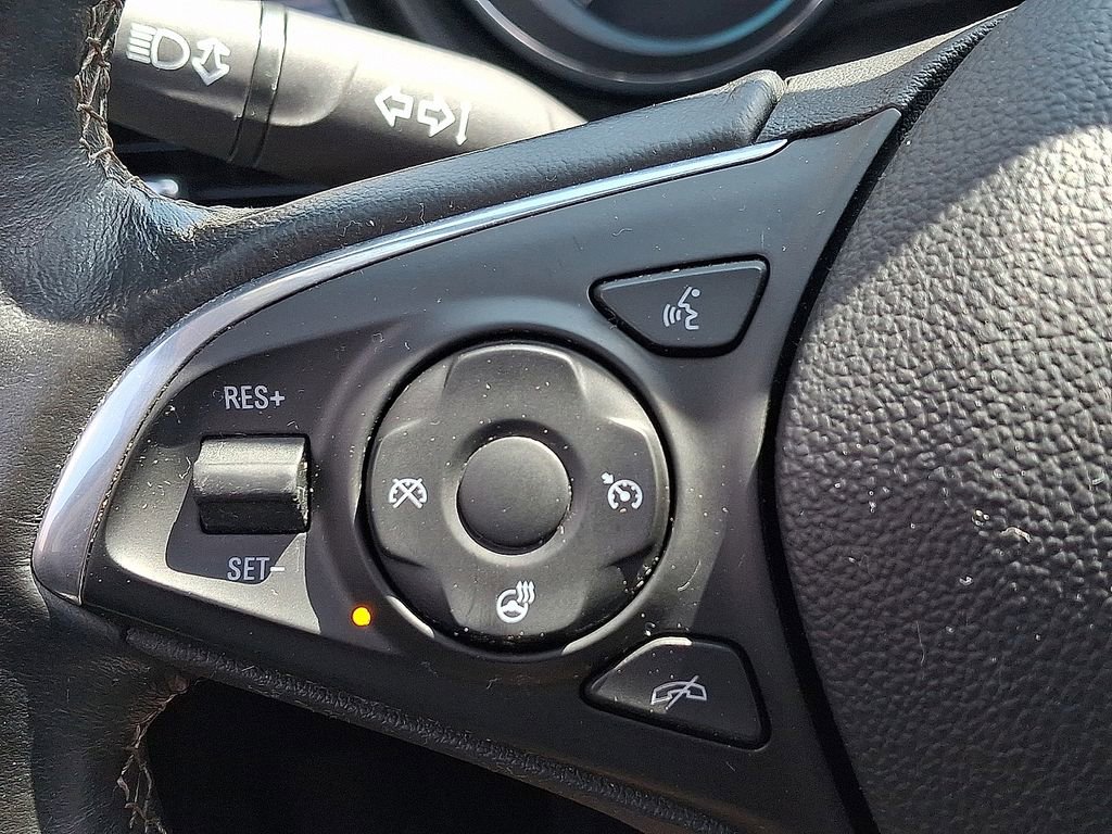 Used 2017 Buick Envision Essence image 25