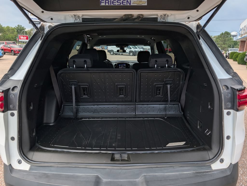 Used 2023 Chevrolet Traverse LT w/ LPO, Floor Liner Package AWD/4WD image 22