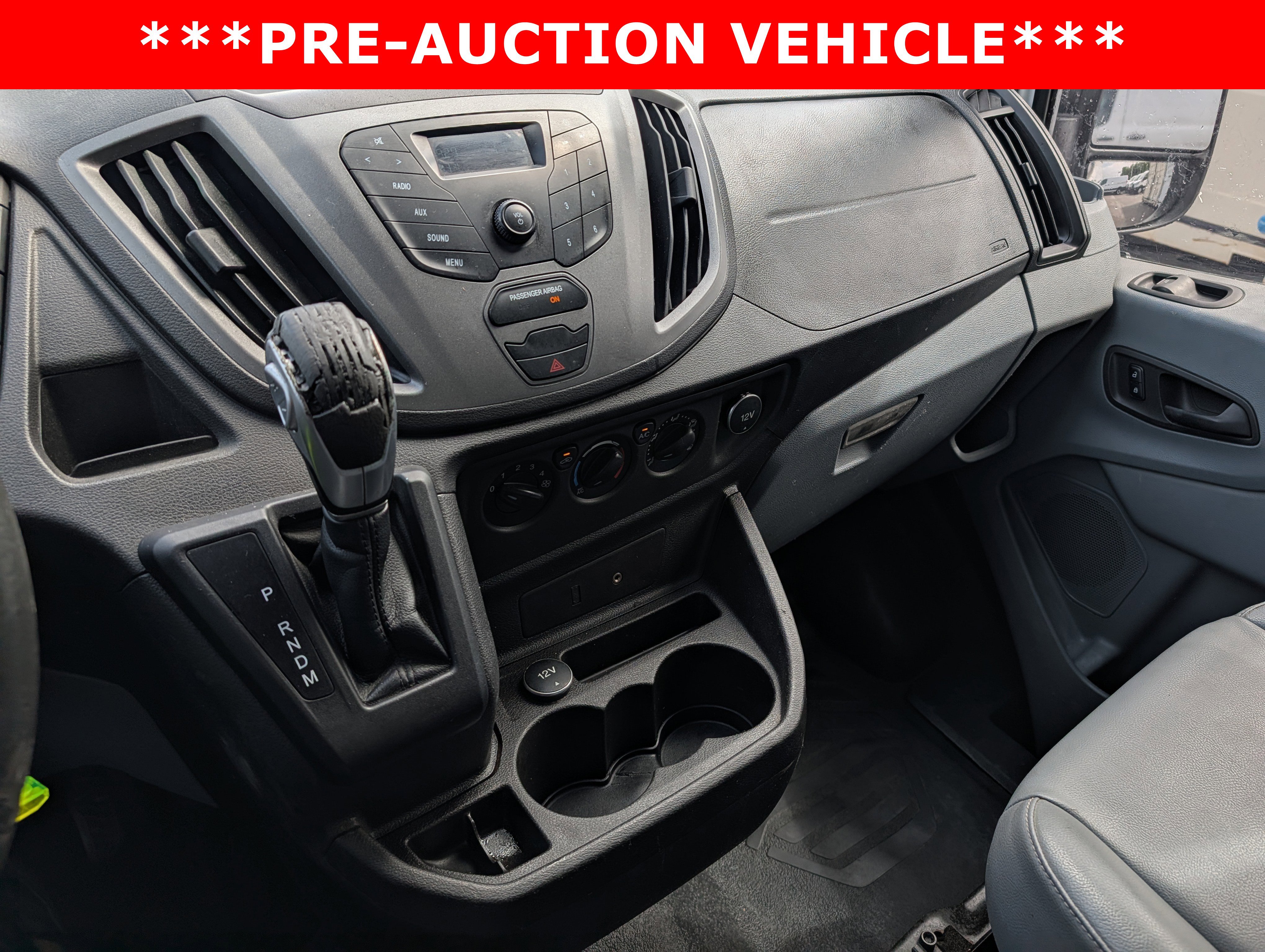 Used 2015 Ford Transit 150 130 Low Roof RWD image 26