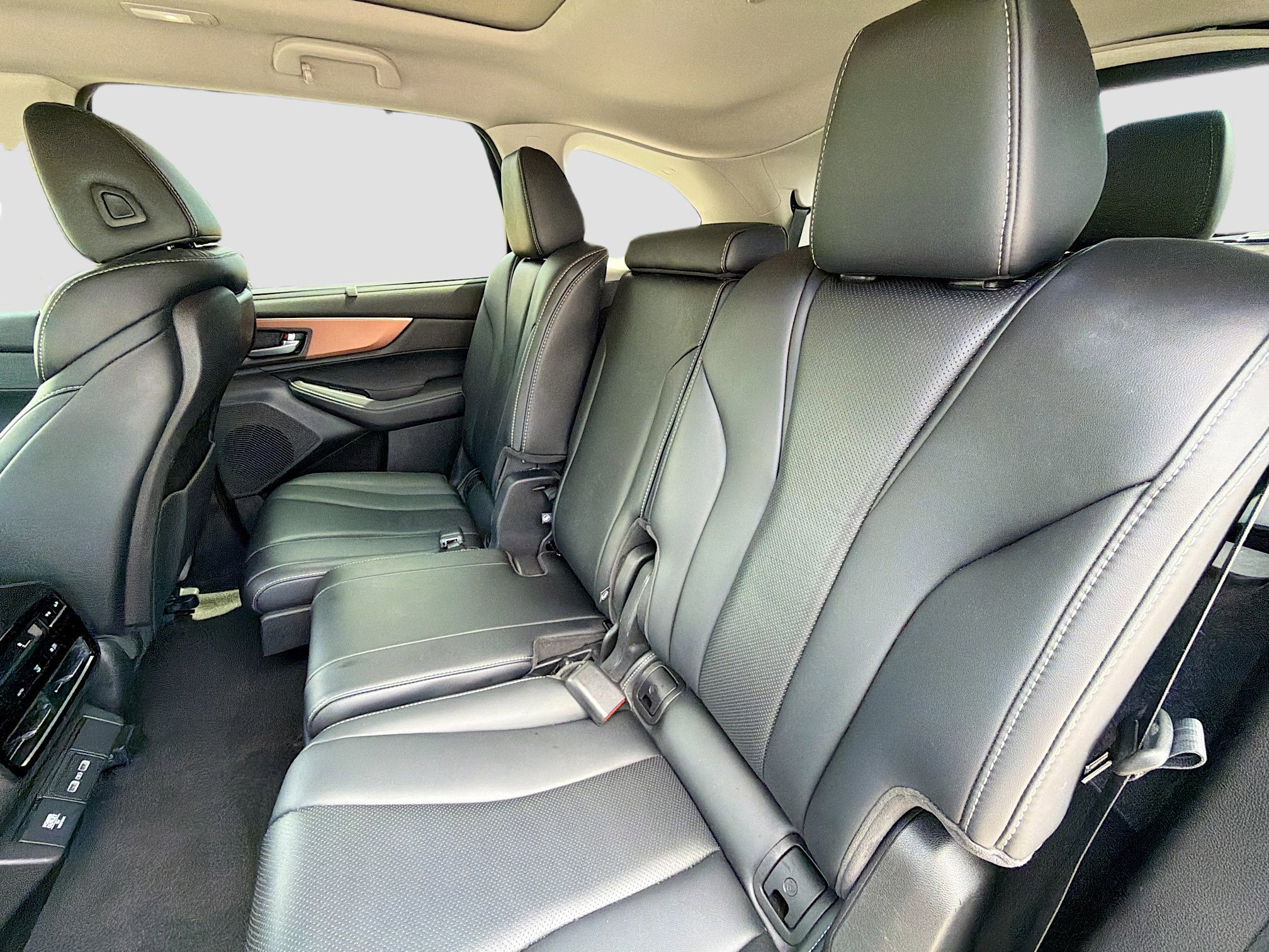 Used 2022 Acura MDX FWD w/ Technology Package image 21