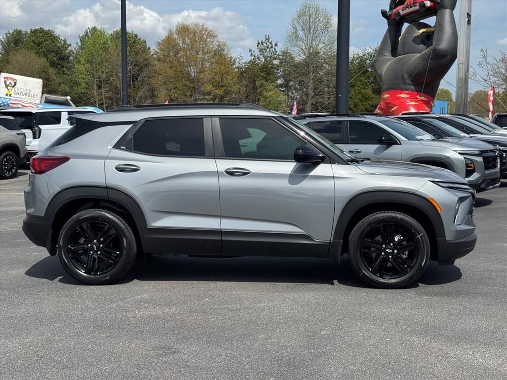 New 2026 Chevrolet TrailBlazer LT image 2
