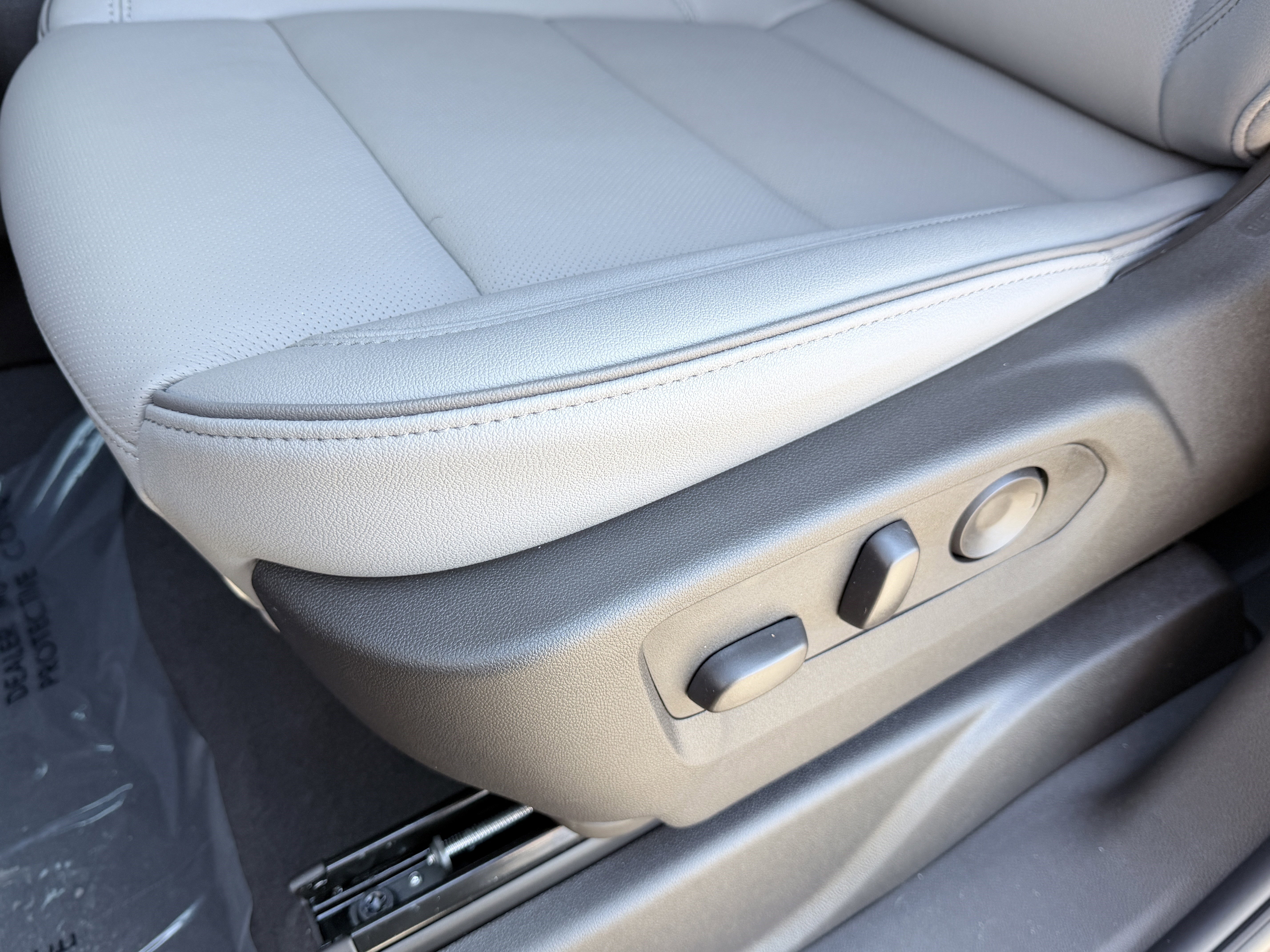 New 2026 GMC Yukon Elevation AWD/4WD image 16