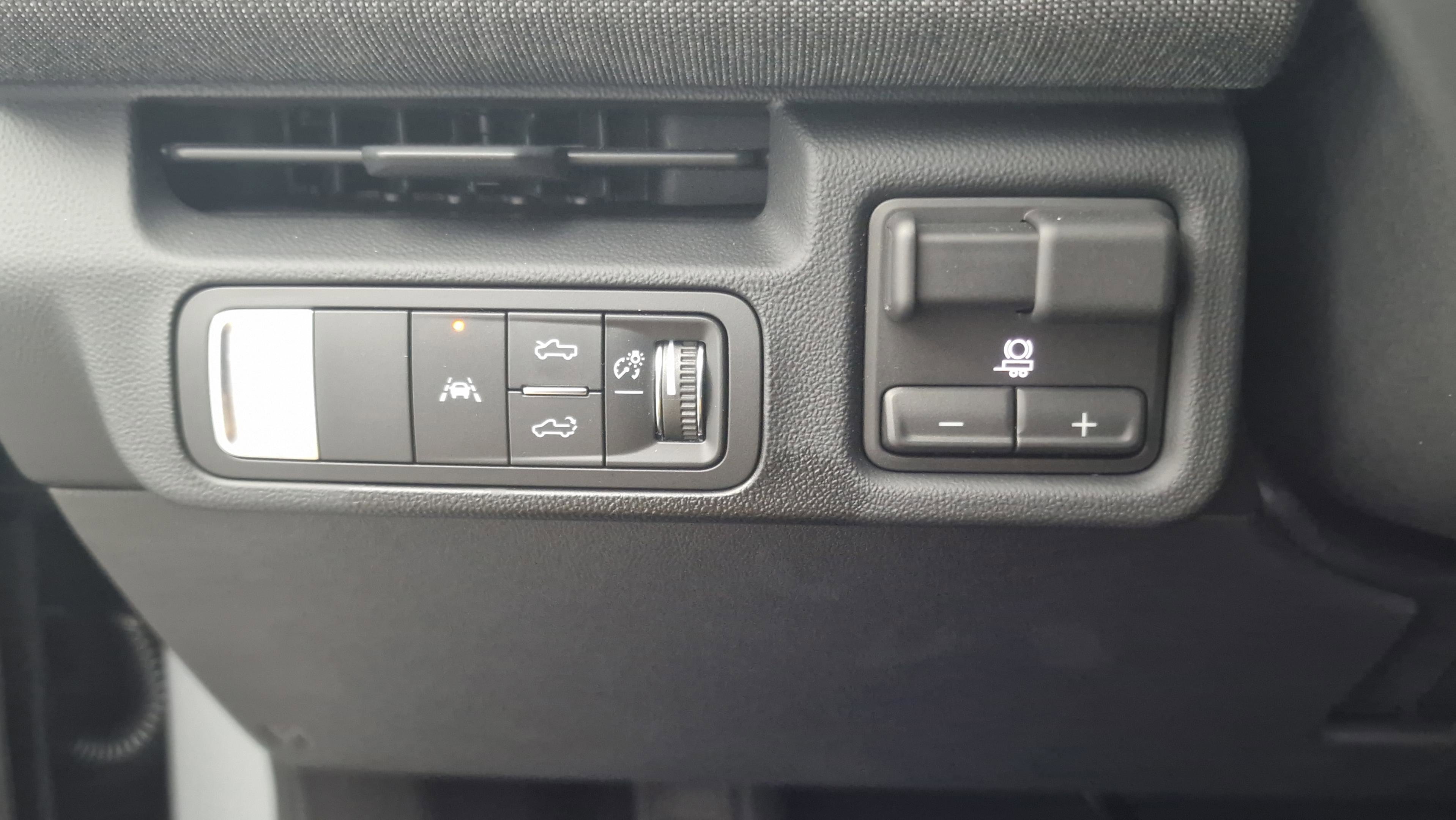 New 2026 GMC Sierra EV Elevation w/ LPO, Elevation Dark Package image 22