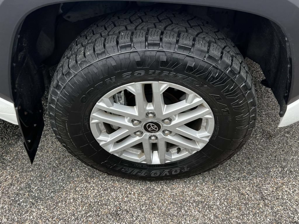 Used 2023 Toyota Tundra SR5 w/ SR5 Premium Package AWD/4WD image 7