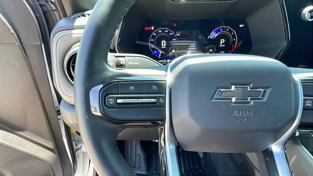 Used 2025 Chevrolet Colorado ZR2 w/ Technology Package AWD/4WD image 26