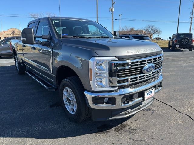 Used 2025 Ford F250 XLT AWD/4WD image 7