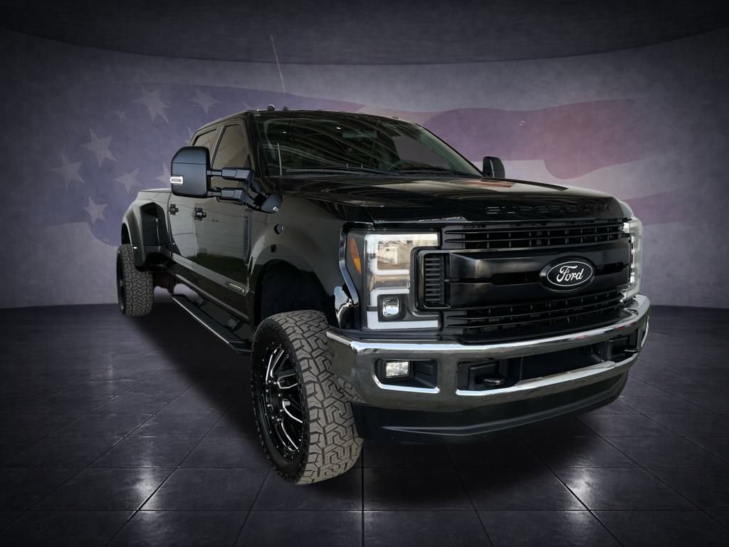 Used 2017 Ford F350 XLT w/ XLT Value Package image 7