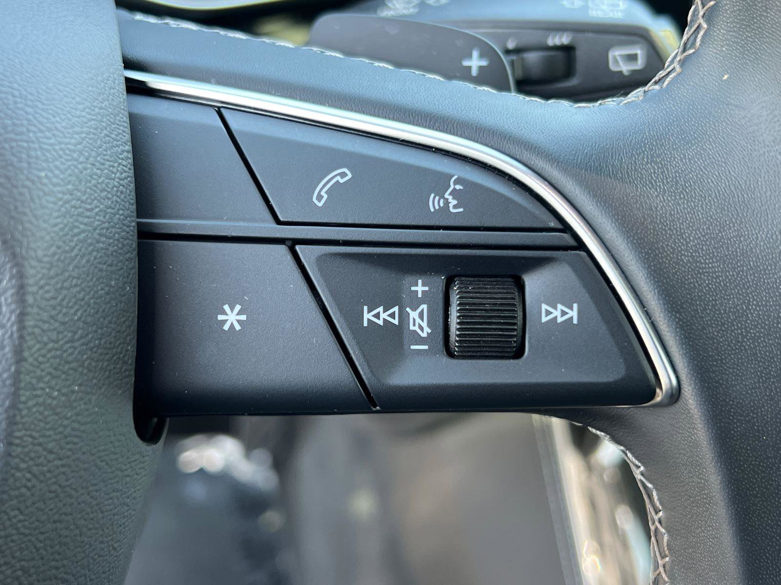 Certified 2025 Audi Q7 2.0T Premium Plus w/ Premium Plus Package AWD/4WD image 26