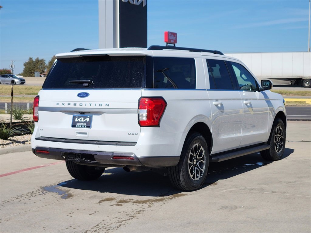 Used 2024 Ford Expedition Max XLT image 6