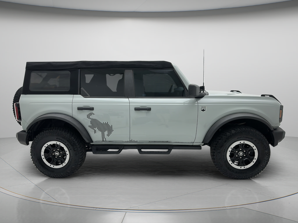 Used 2023 Ford Bronco Big Bend w/ Sasquatch Package AWD/4WD image 6