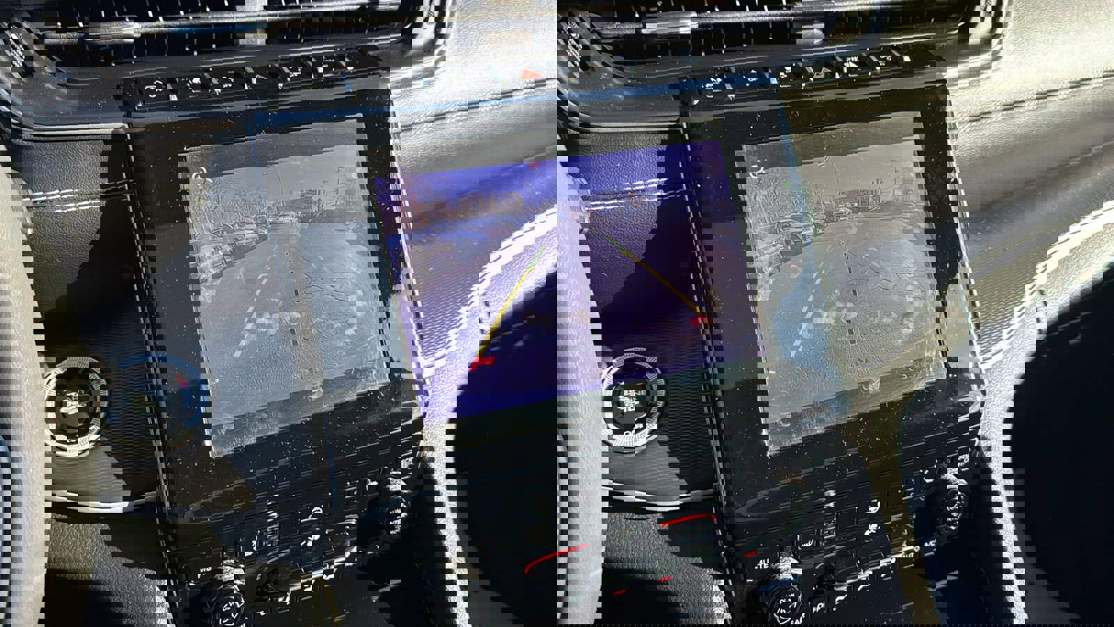 Used 2023 Jeep Grand Cherokee Altitude image 34