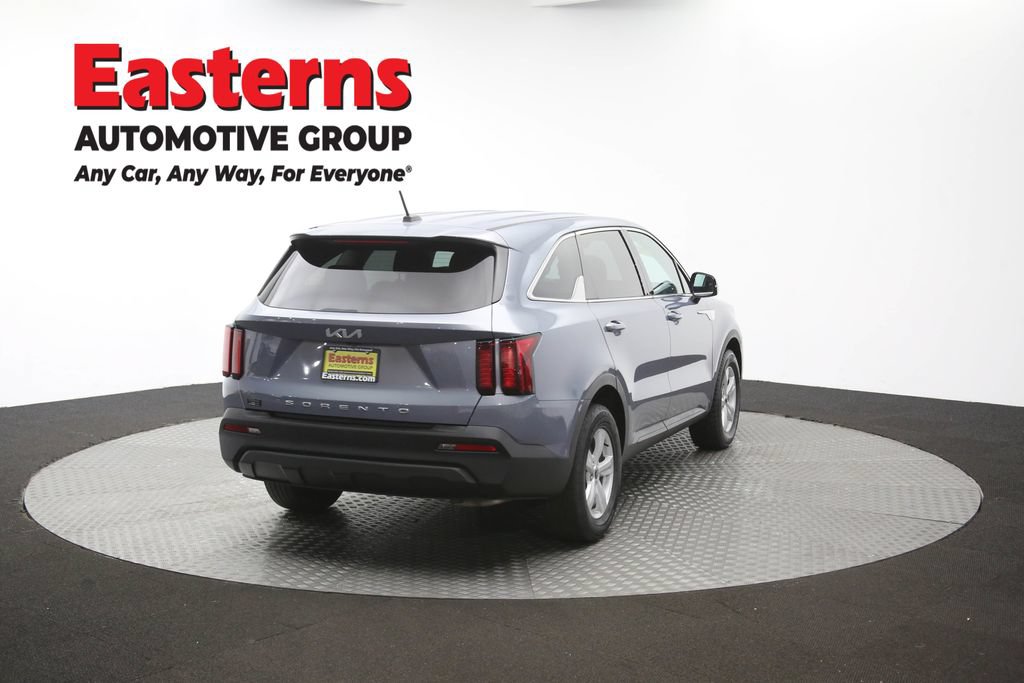 Used 2022 Kia Sorento LX FWD image 38