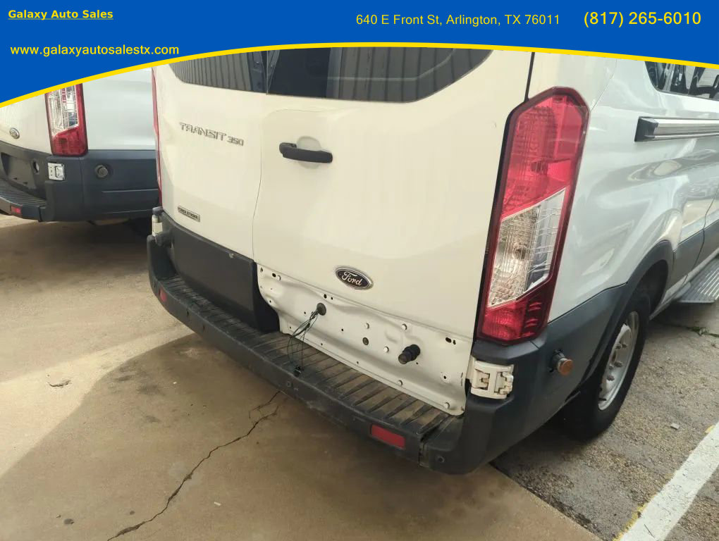Used 2017 Ford Transit 350 XL image 7