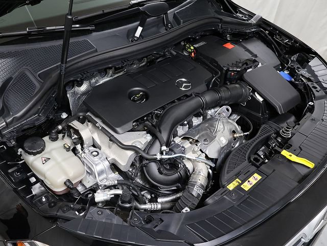 Certified 2023 Mercedes-Benz GLA 250 4MATIC image 37