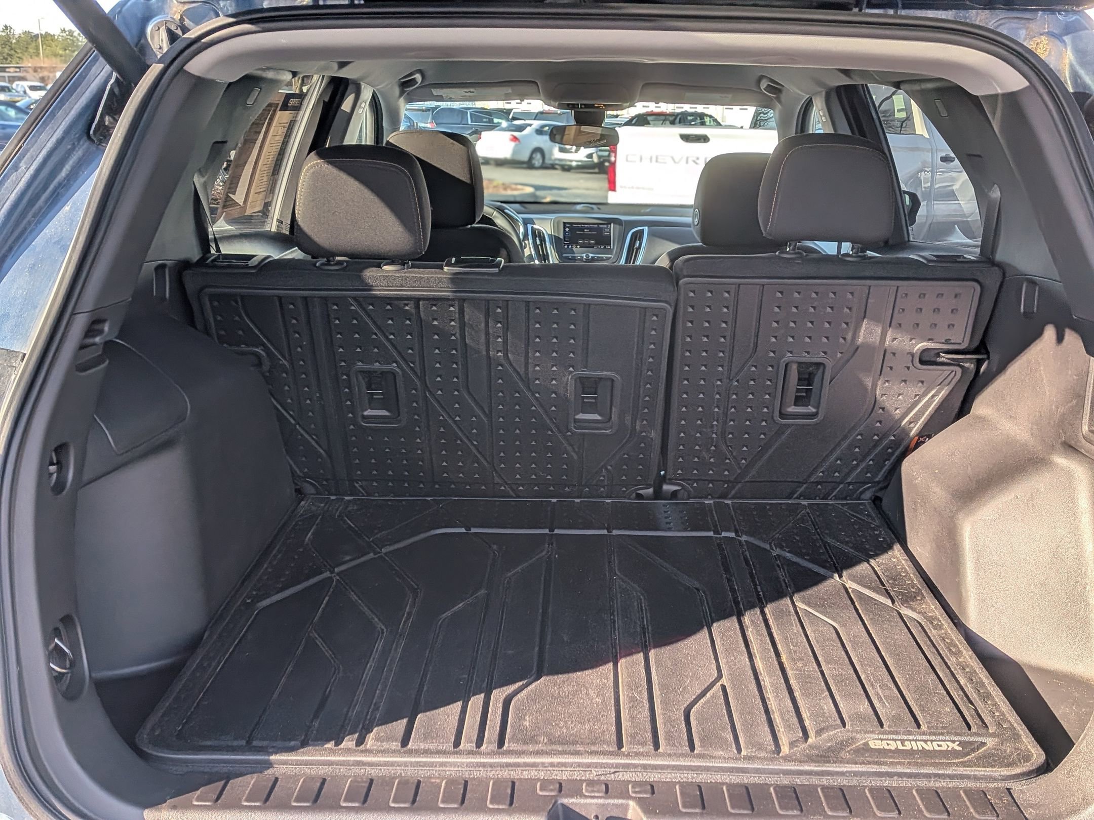 Certified 2024 Chevrolet Equinox LT w/ LPO, Floor Liner Package FWD image 32