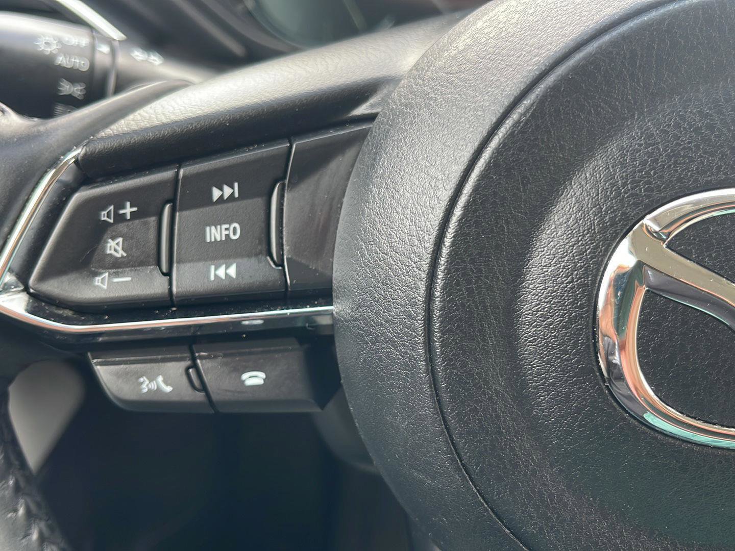 Used 2023 MAZDA CX-5 AWD 2.5 S w/ Premium Package image 21