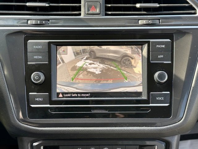 Used 2020 Volkswagen Tiguan S image 27