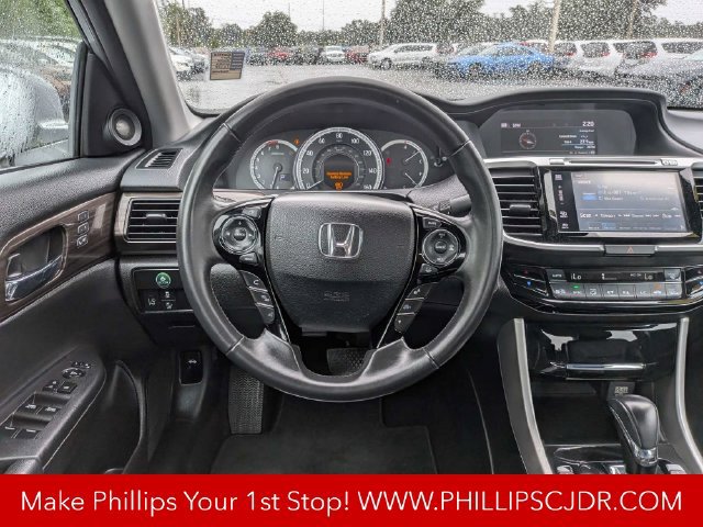 Used 2017 Honda Accord EX-L image 14