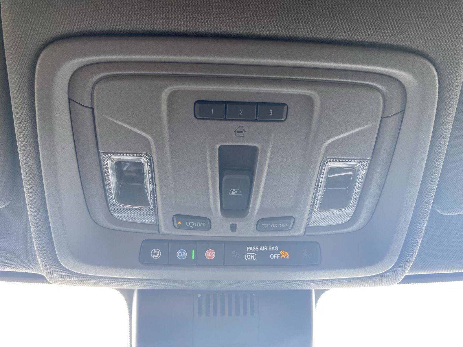 Used 2023 Chevrolet Silverado 1500 RST AWD/4WD image 27