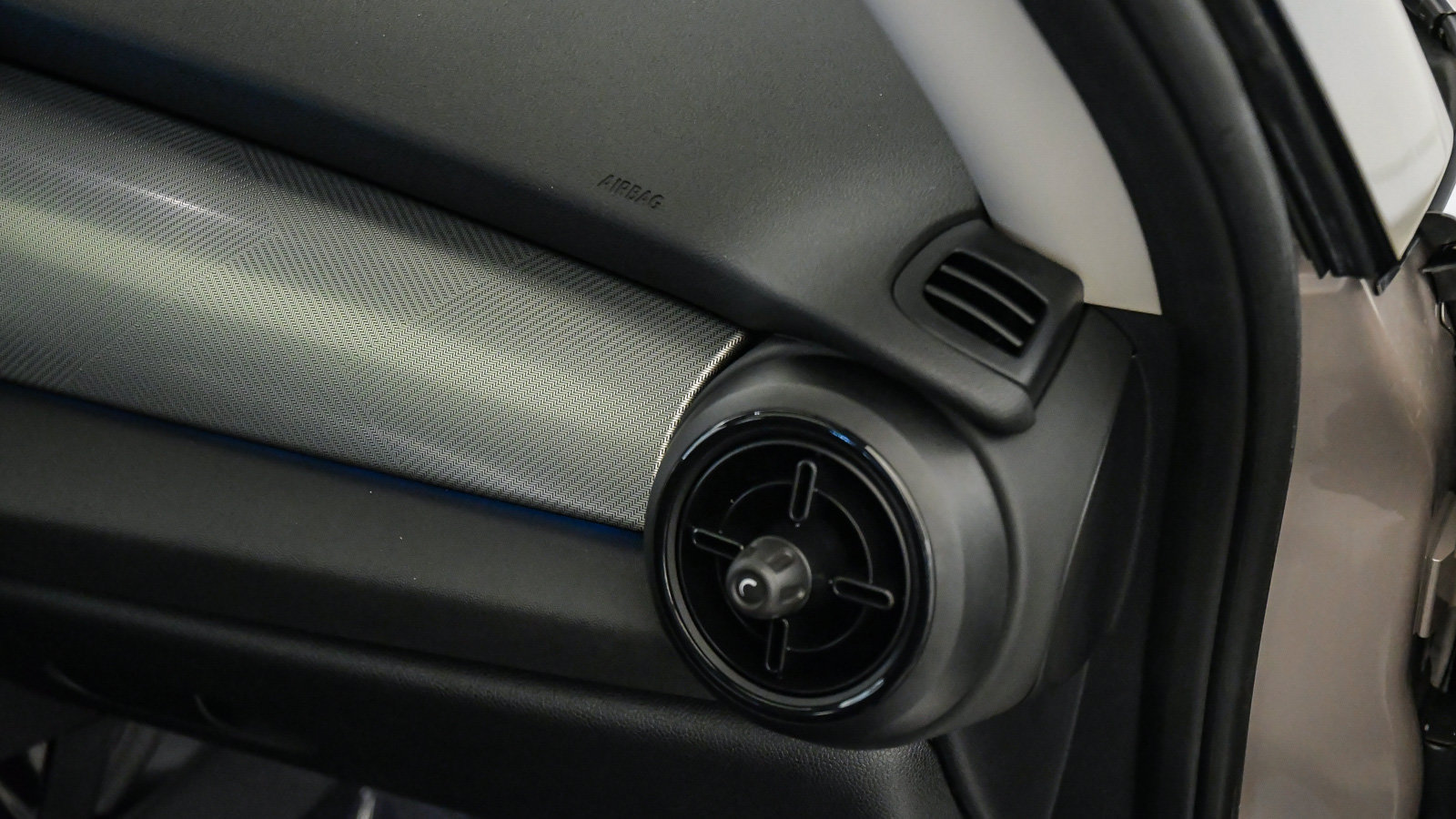 Certified 2024 MINI Cooper S FWD image 16