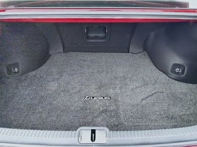 Used 2021 Lexus ES 300h Ultra Luxury w/ Accessory Package 2 FWD image 12