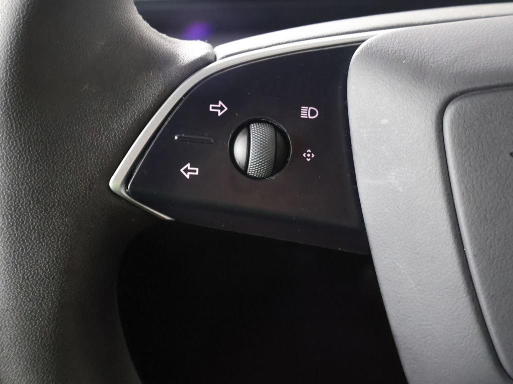 Used 2025 Tesla Model 3 RWD image 41