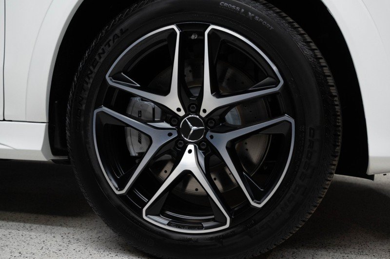 New 2026 Mercedes-Benz GLE 53 AMG 4MATIC image 13