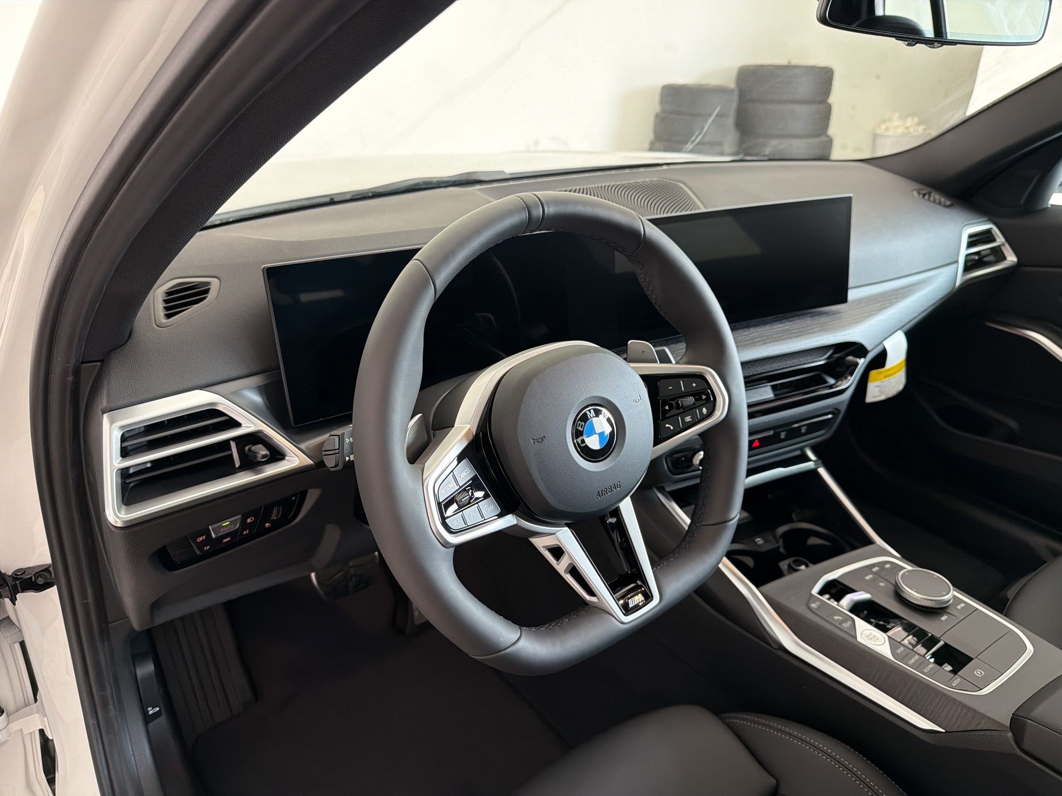 New 2026 BMW 330i xDrive Sedan w/ M Sport Package AWD/4WD image 4